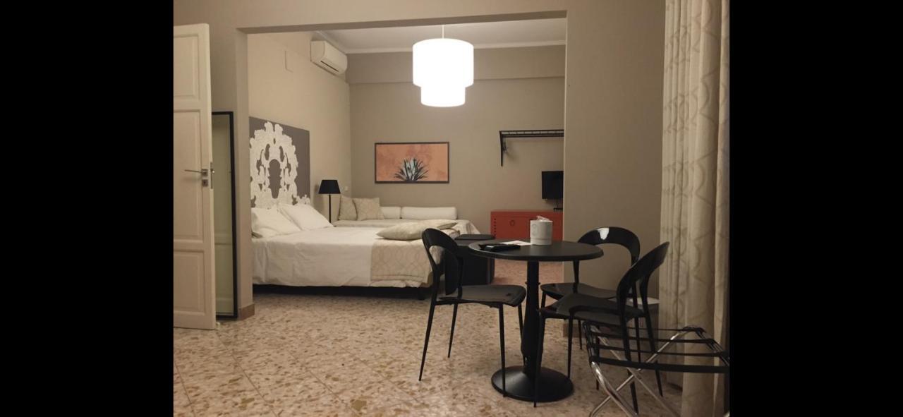 Due Cani Palermo Exterior photo